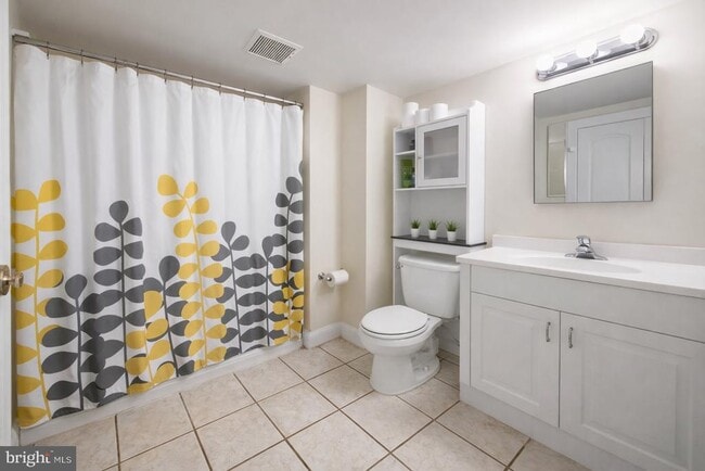 Photo - 1701 Spruce St