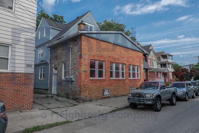 Building Photo - 1930 Coltman Rd Unit #3