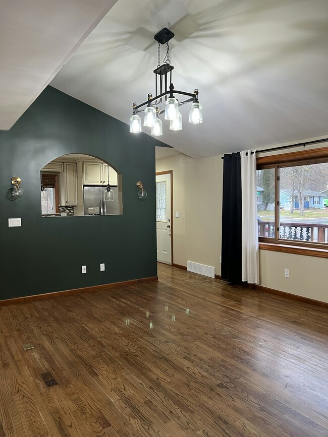 Photo - 1613 Jay Street