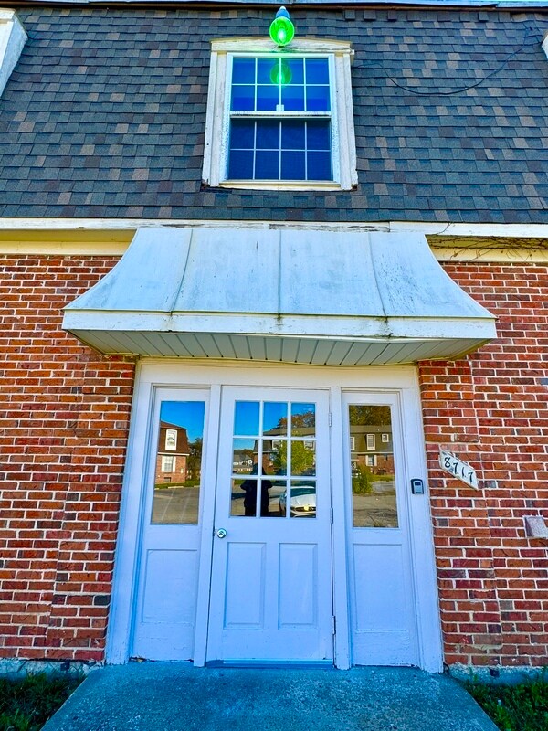 Photo - 8717 Countryshire Ln Unidad Apt 3