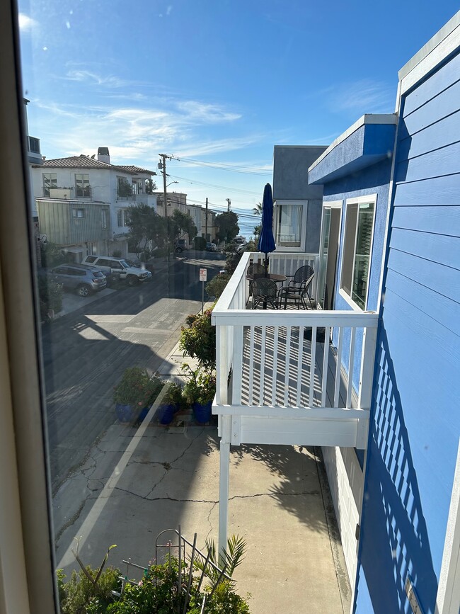 Photo - 441 36th St Unidad upper