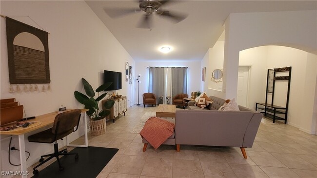 Photo - 841 SW 20th St Casa