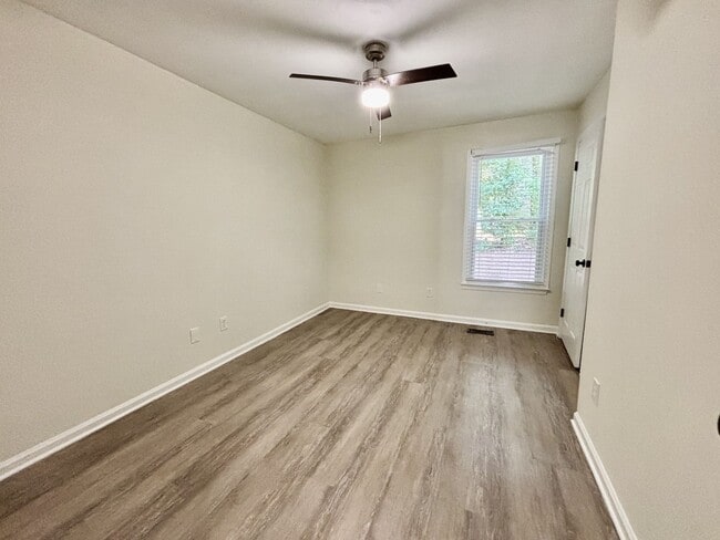Photo - 347 Latham Oaks Ave Unit 343C W Oak Avenue