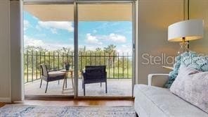 Building Photo - 1120 N Shore Dr NE Unit 301