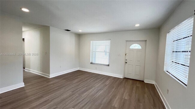 Photo - 1809 NW 33rd St Unit 1809