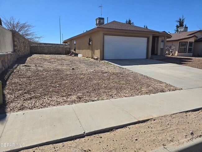 Photo - 1400 Cravens St