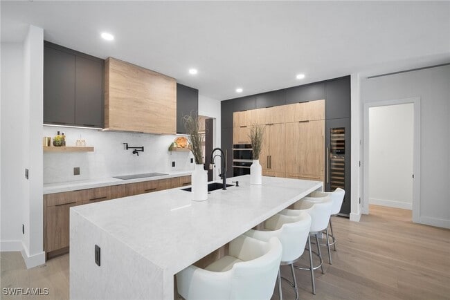 Photo - 1677 Northgate Dr