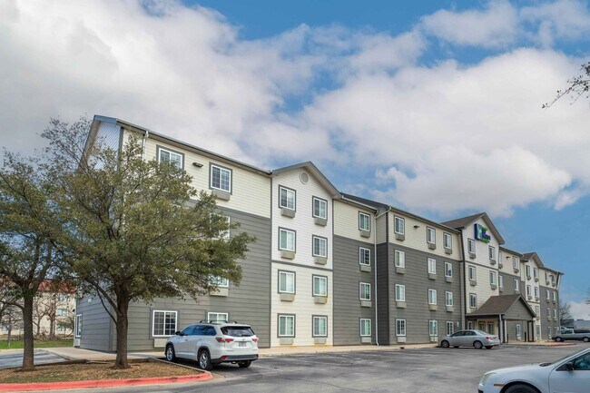 Furnished Studio-Austin - Round Rock