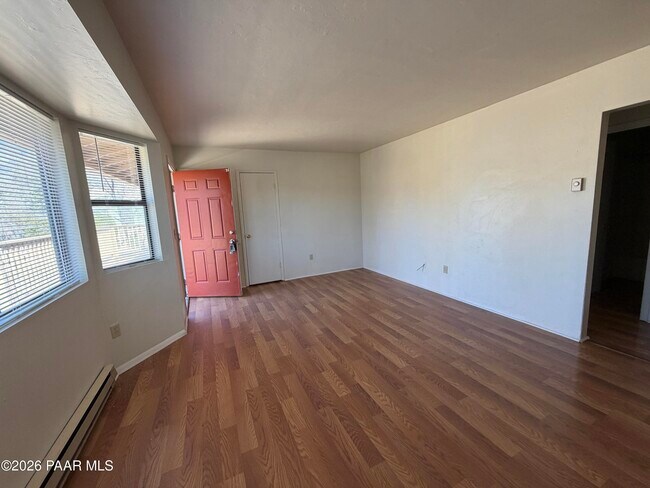 408 Madison Ave Unit 4