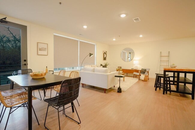 Building Photo - 476 Taylor Ave Unit 105 Rental