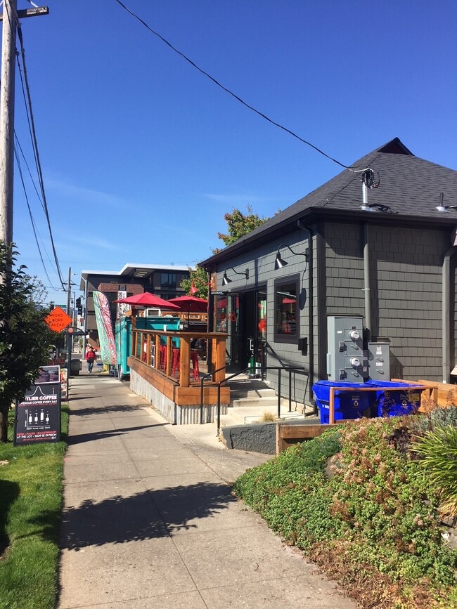 Photo - 2351 SE 51st Ave