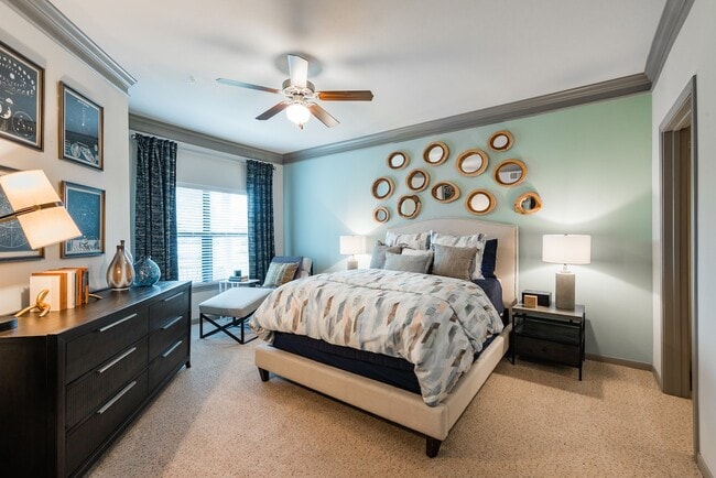 Building Photo - 5200 Pointe W Cir Unit 6105 Rental