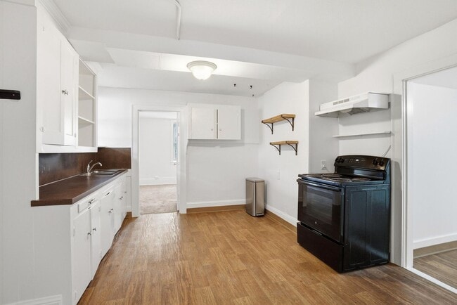 Photo - MF 43 - Kelly Avenue Unit MF 43 - 301