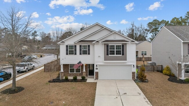 Photo - 301 Ginger Dr
