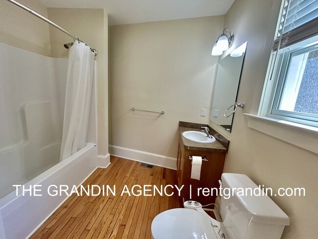 Photo - 1518 Wautauga St SW