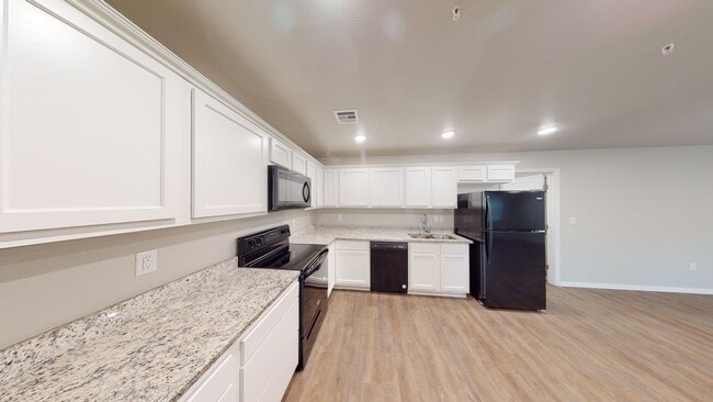 Photo - 409 E Tonner Ave