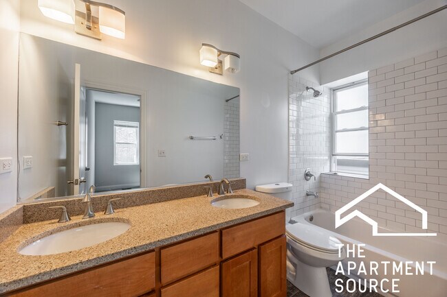 Photo - 1503 N Talman Ave Unit CH