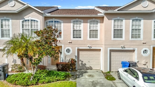 9856 Ashburn Lake Dr