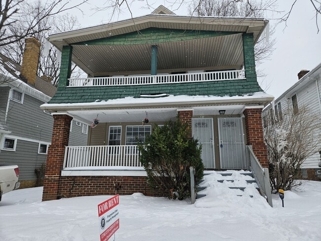 Building Photo - 931 Helmsdale Rd