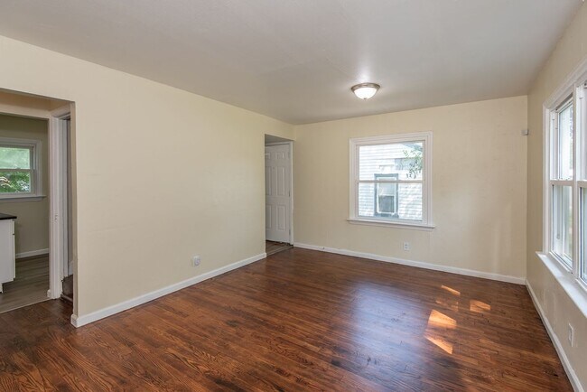 Photo - 6325 Jefferson Ave