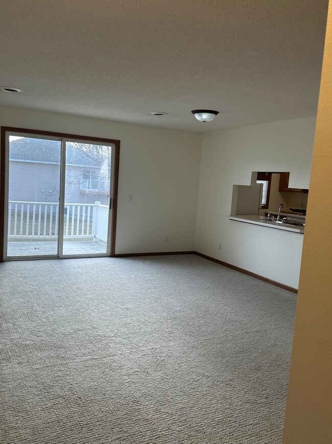 Photo - 273 23rd St SE Unit 2