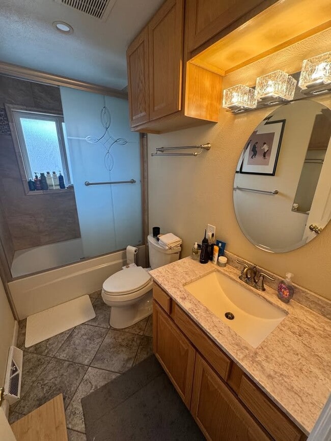 Photo - 1460 Marigold Dr