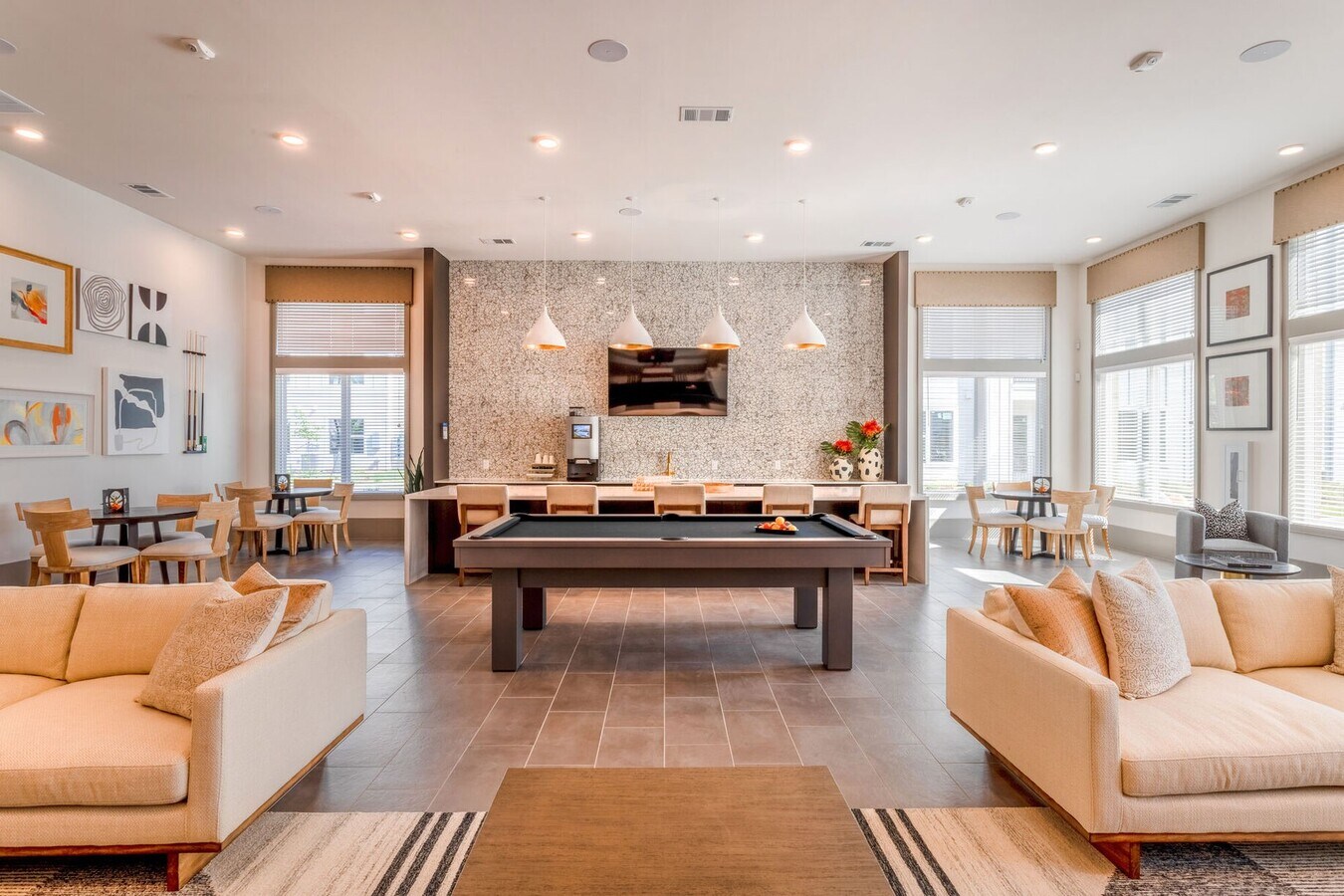 Photo - 13939 Hillcroft Ave Unit 12312