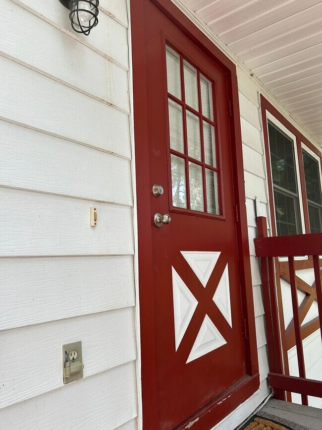 Photo - Fully furnished 55+ short term