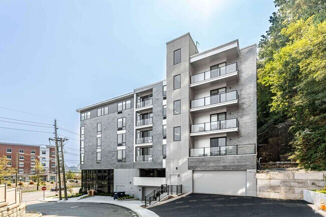 Building Photo - 8621 River Rd Unit 6C Rental