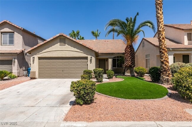 Photo - 9530 S Soloshine St House