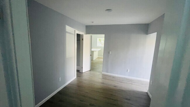 809 Arnold Ave