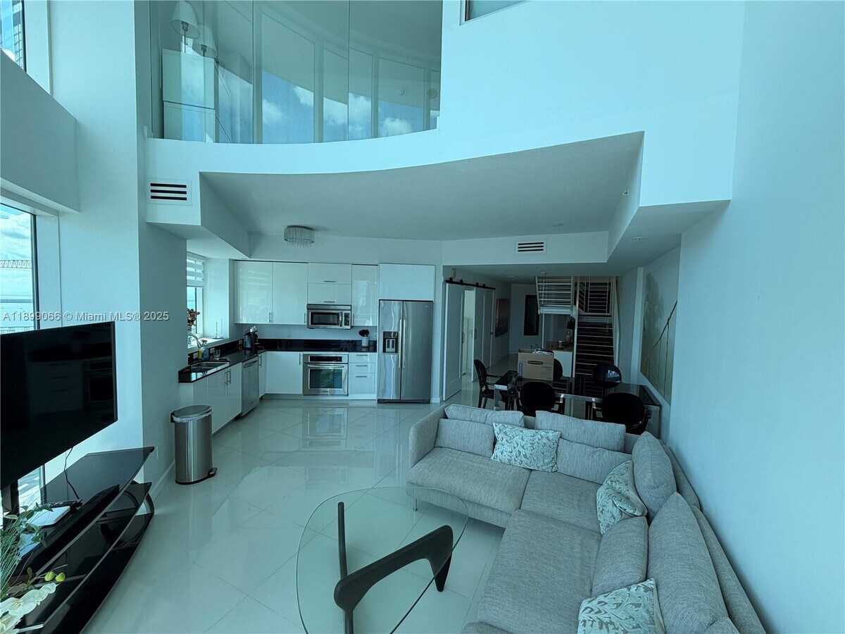 Photo - 60 SW 13th St Unit 5216