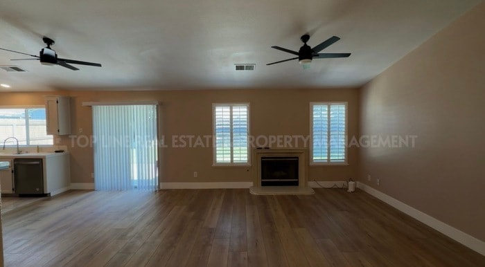 Photo - Home Sweet Home in Hanford! Available Now!