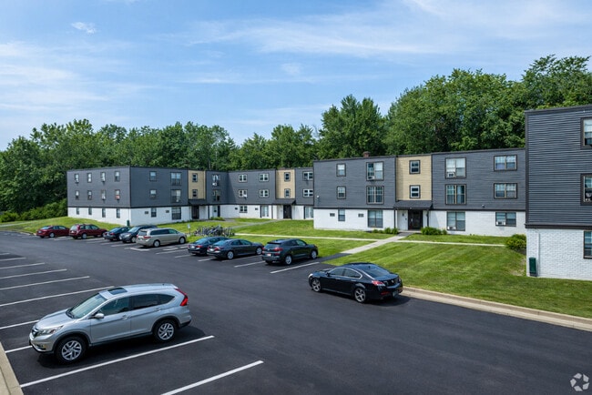 Meadow View Exterior - Parking 2