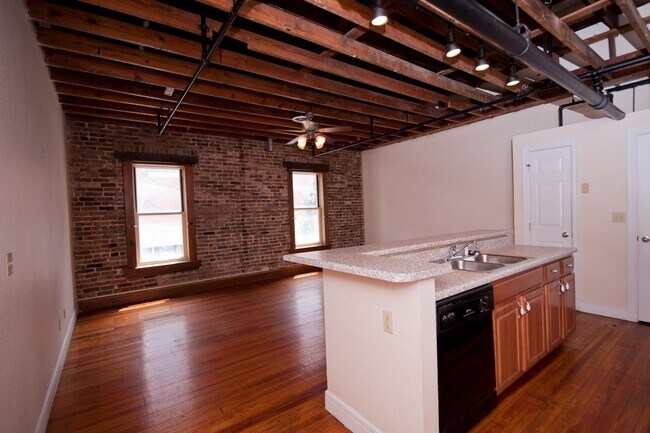 Photo - Market Olive 204 Unidad MO 204