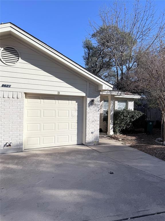 Photo - 8621 Talyne Chaise Cir