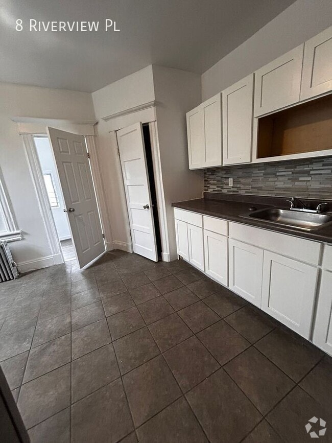 Building Photo - 8 Riverview Pl Rental