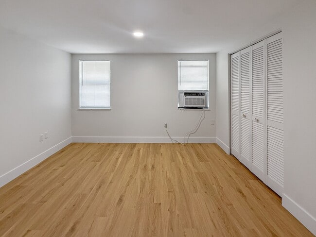 Photo - 204 2nd St Unit 2