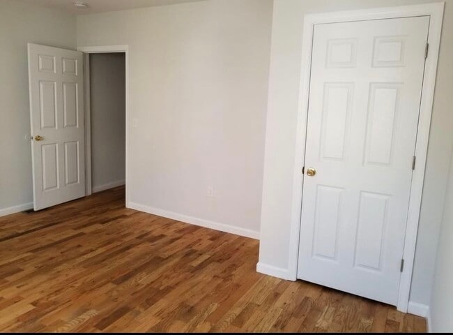 Photo - 45 Hawkins St