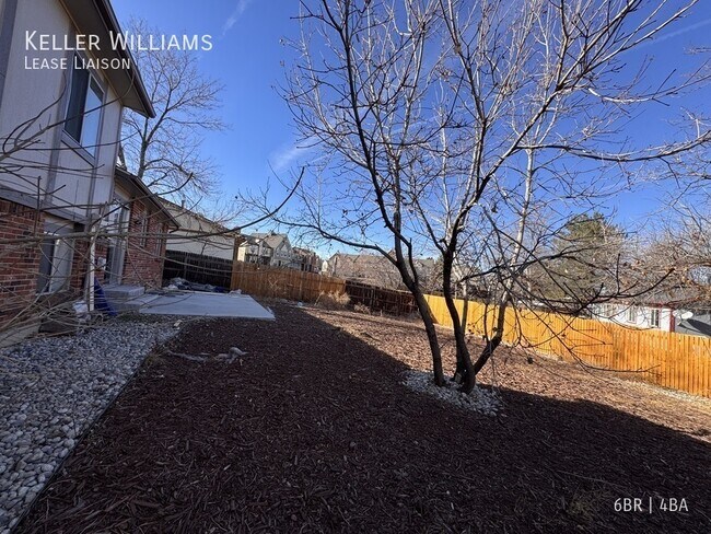 Photo - 277 Glenway St