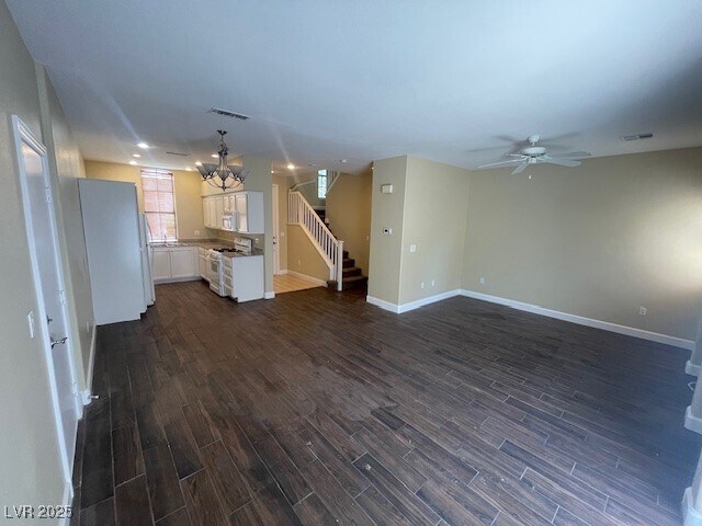 Photo - 137 Coronation Ave