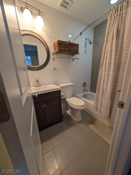 Photo - 104 Broughton Ave Unit 1B