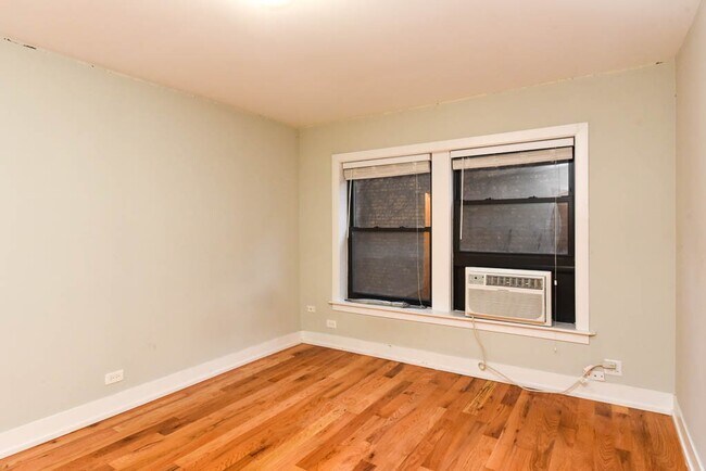 Photo - 562 W Arlington Pl Unit 702