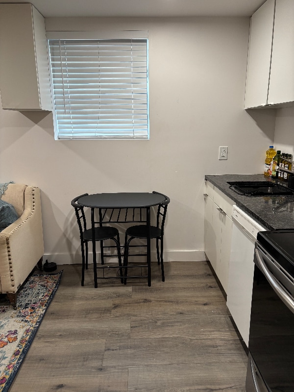 Photo - 745 Decatur St NE Unidad 2