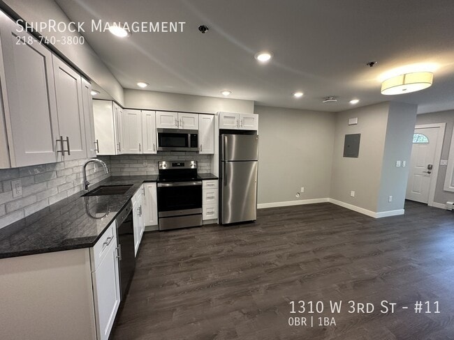 Photo - 1310 W 3rd St Unidad #11