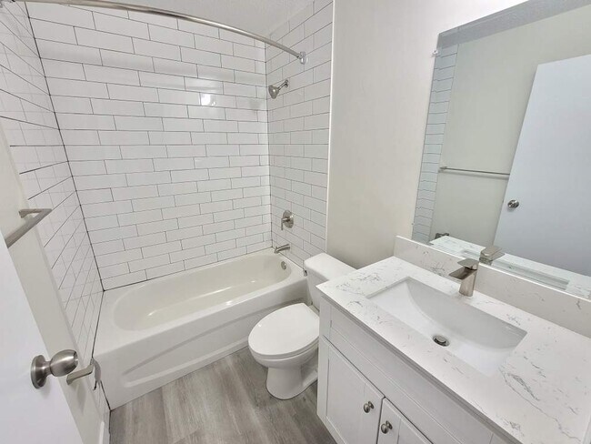 Photo - Mainstreet 1310