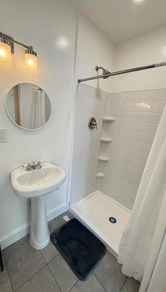 Photo - 2624 Caulfield Dr