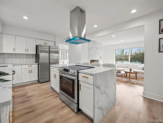 Photo - Fully Furnished, Remodeled House for Rent