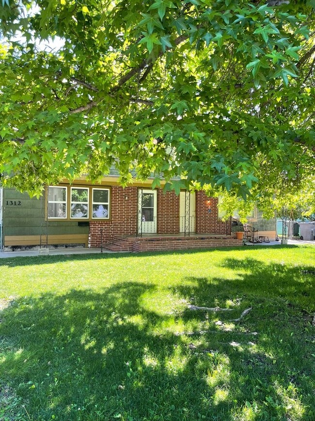 Photo - Completely Remodeled Three Bedroom One Bath in Richland - Move in Ready!! Unidad 1312 Mahan Ave