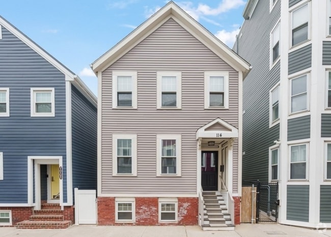 Building Photo - 114 Tudor St Rental